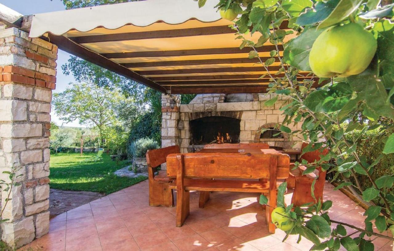Holiday House Marina Kruncici Exterior photo